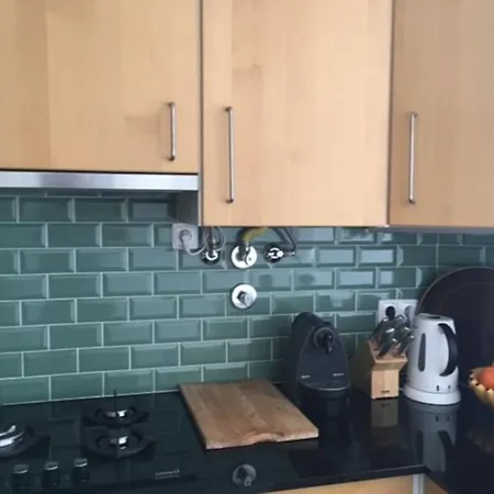 홈스테이 Charming Private Wc & Balcony *